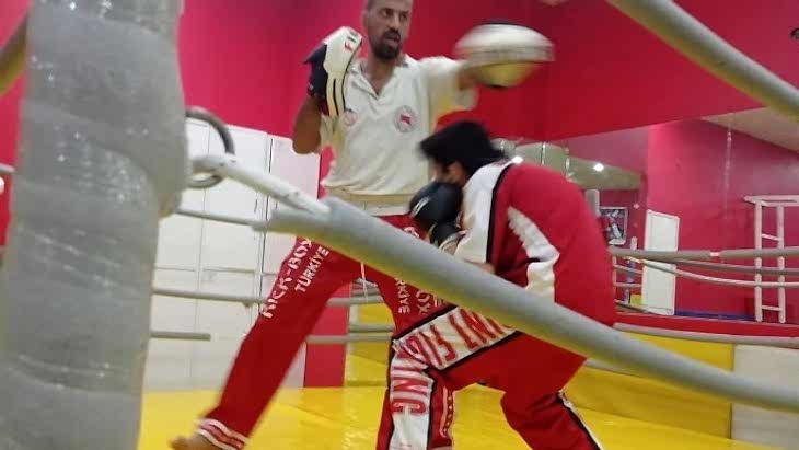 Kick Boks